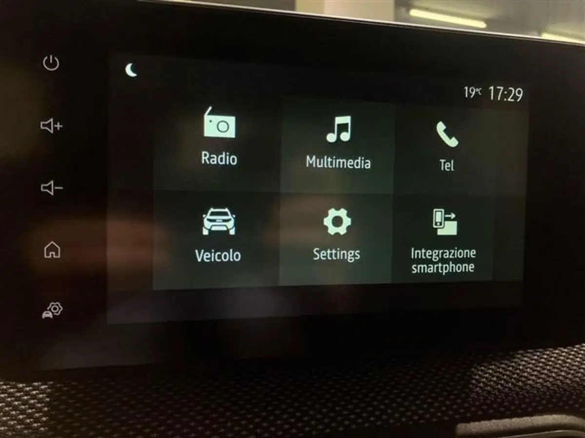 Dacia Sandero usata a Como (14)