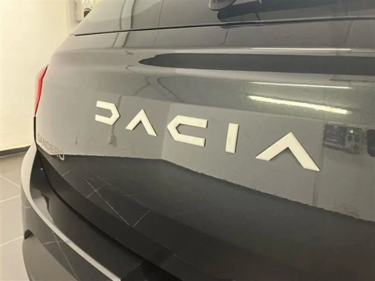 Dacia Sandero usata a Como (15)