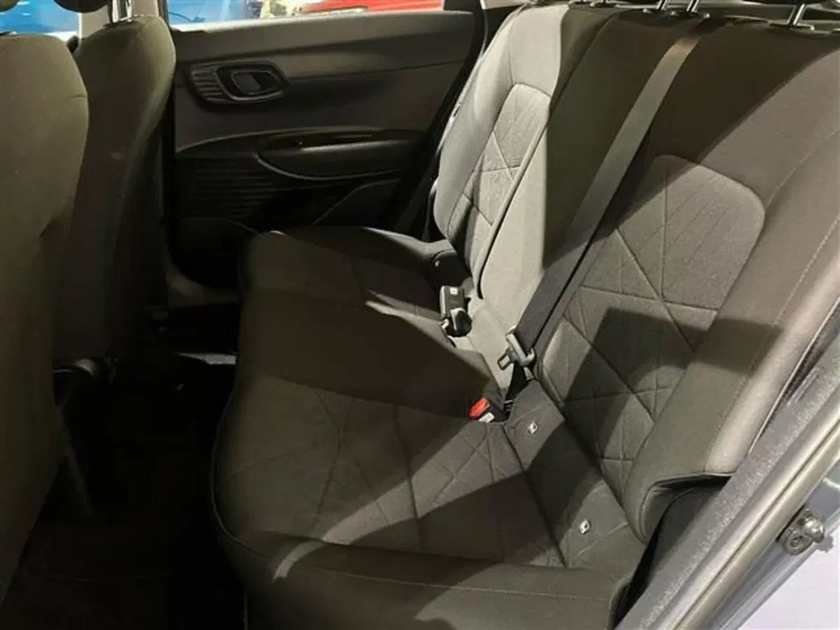 Hyundai Bayon usata a Como (11)