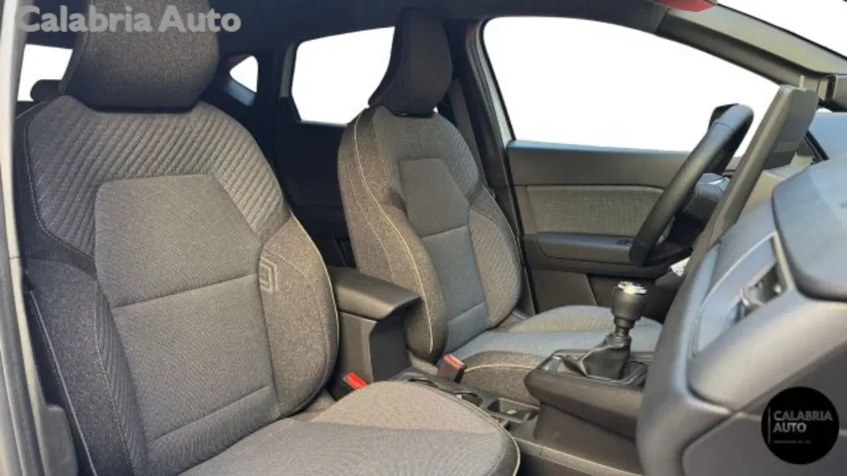 Renault Captur nuova a Reggio Calabria (12)