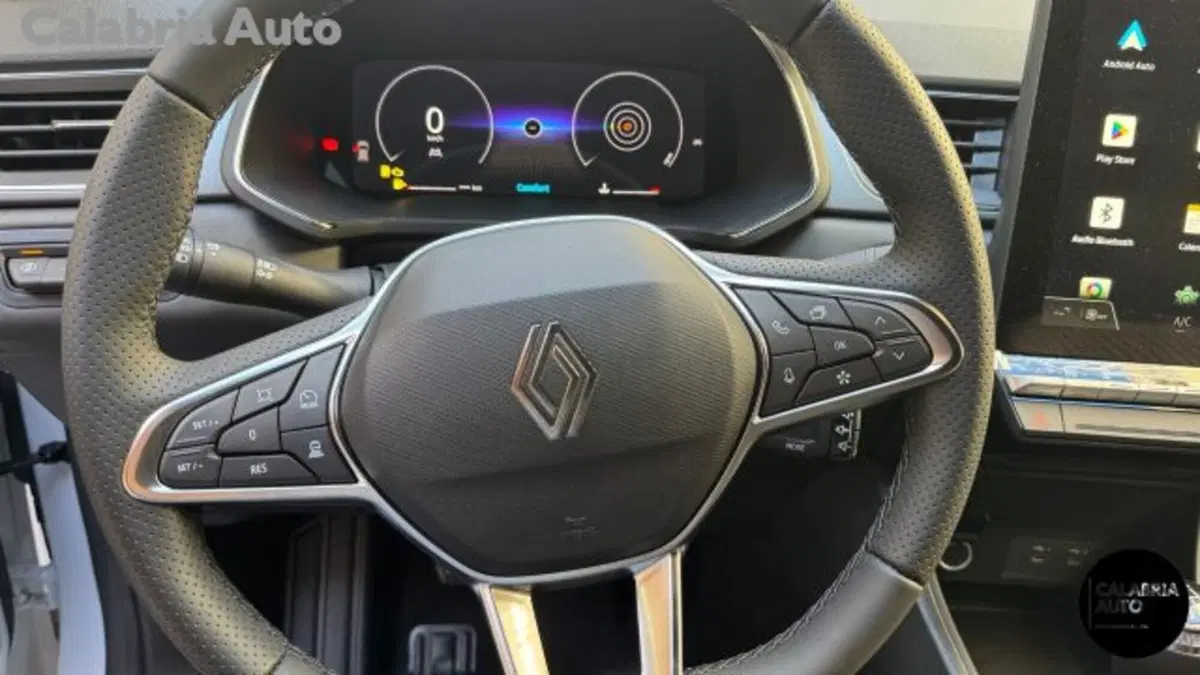 Renault Captur nuova a Reggio Calabria (7)