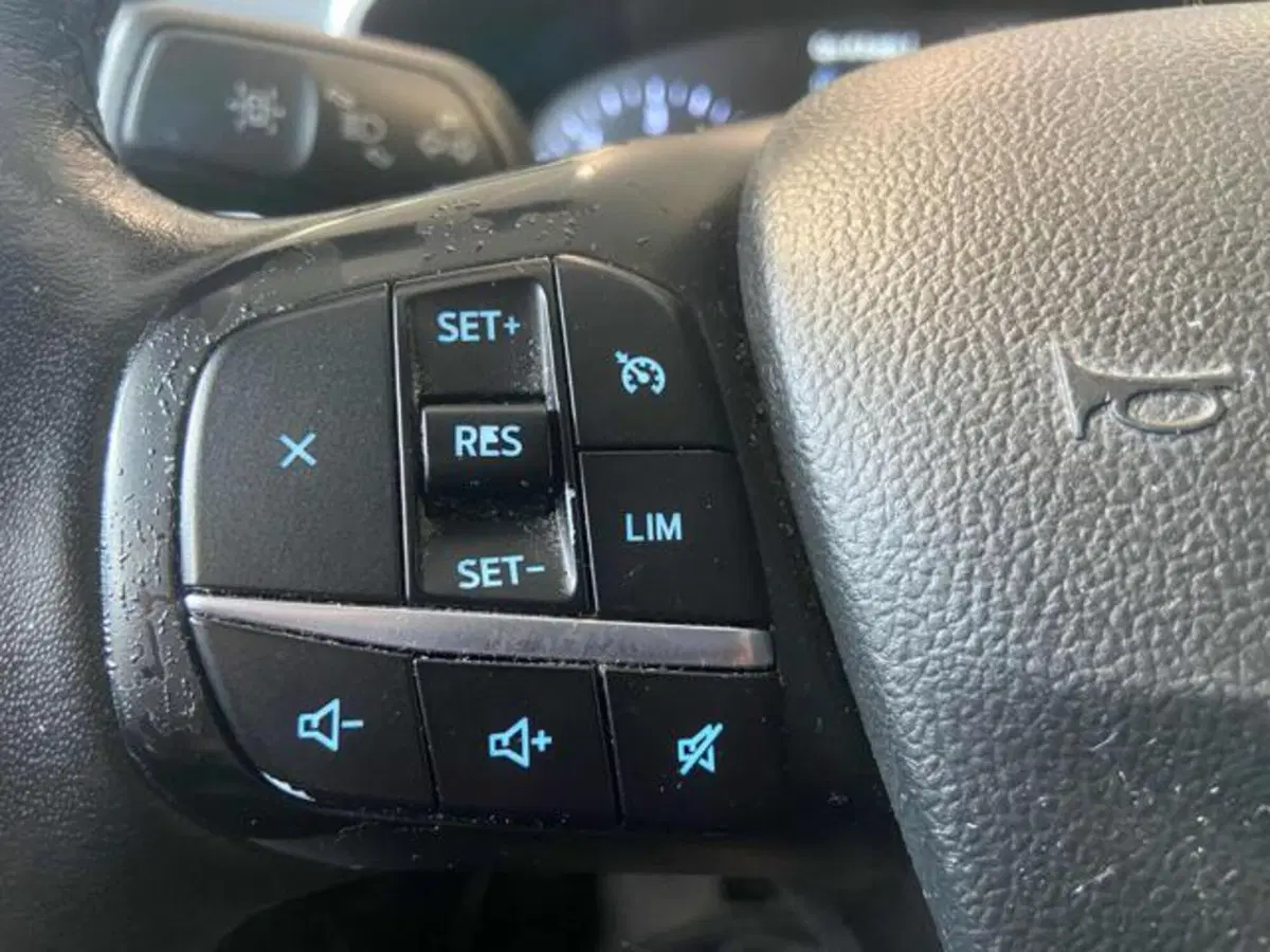 Ford Kuga usata a Bologna (9)