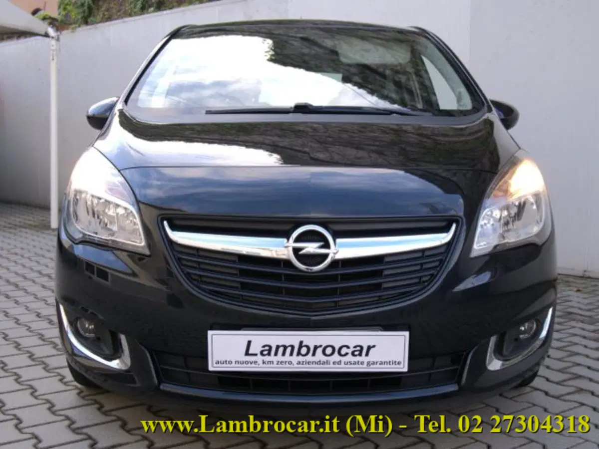 Opel Meriva usata a Milano (11)