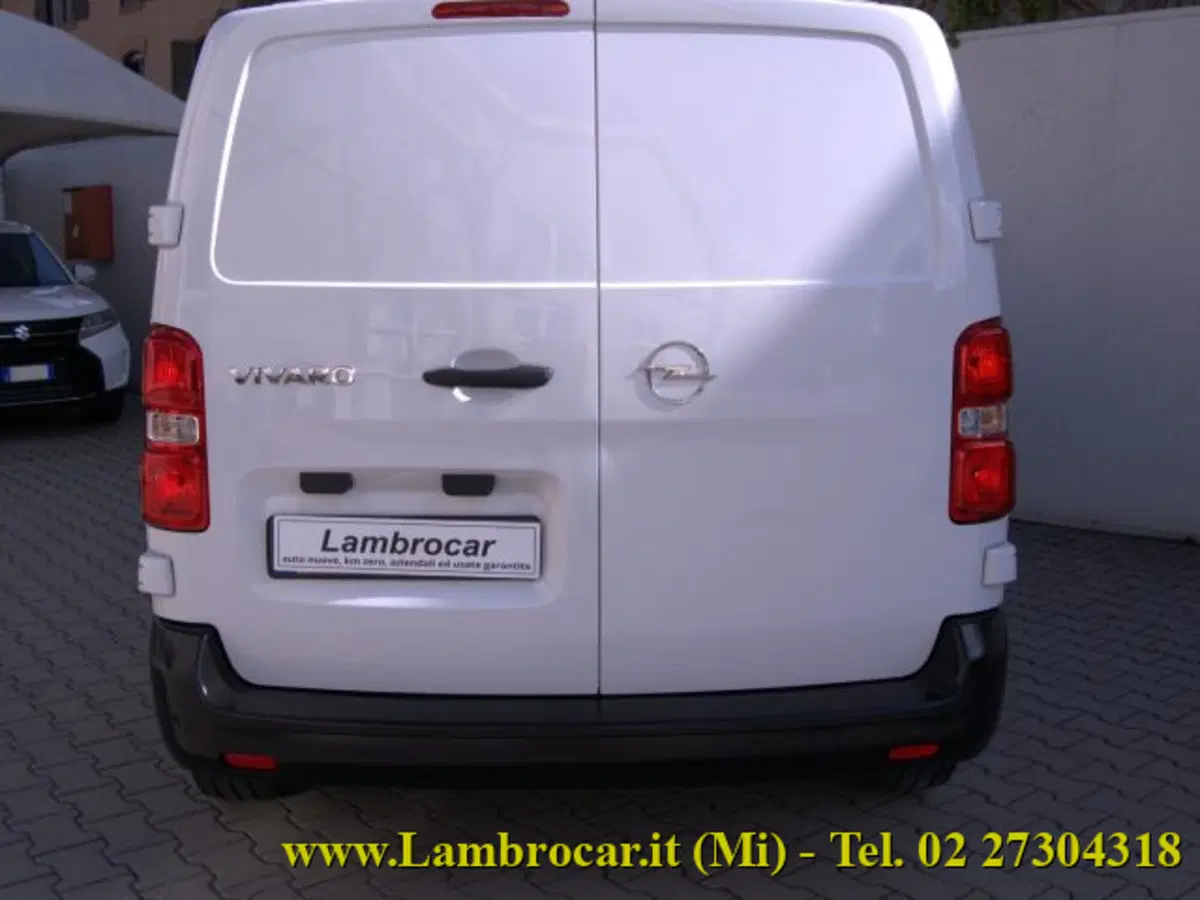Opel Vivaro Furgone usata a Milano (13)