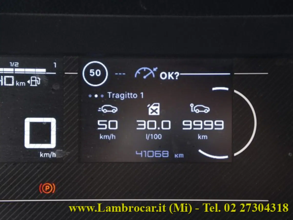 Opel Vivaro Furgone usata a Milano (5)