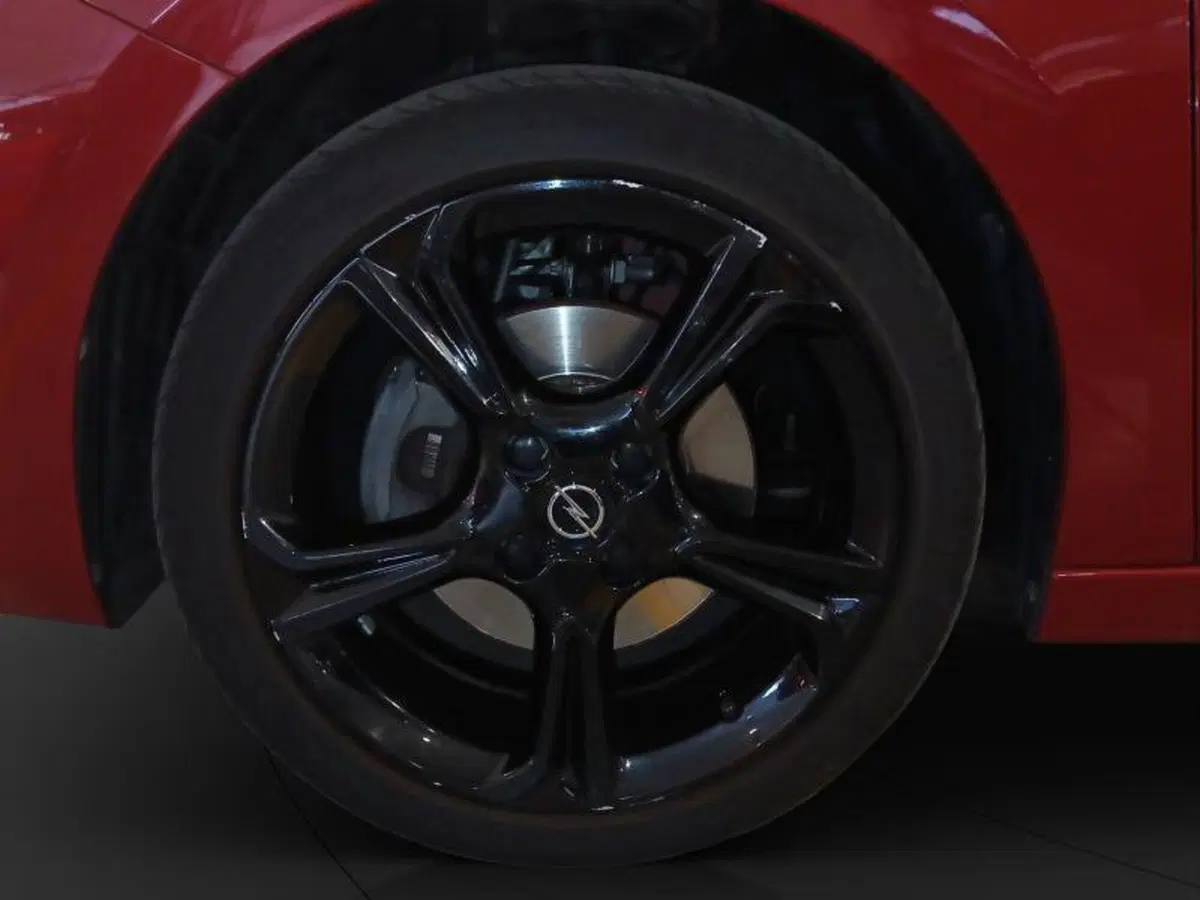 Opel Corsa usata a Genova (18)
