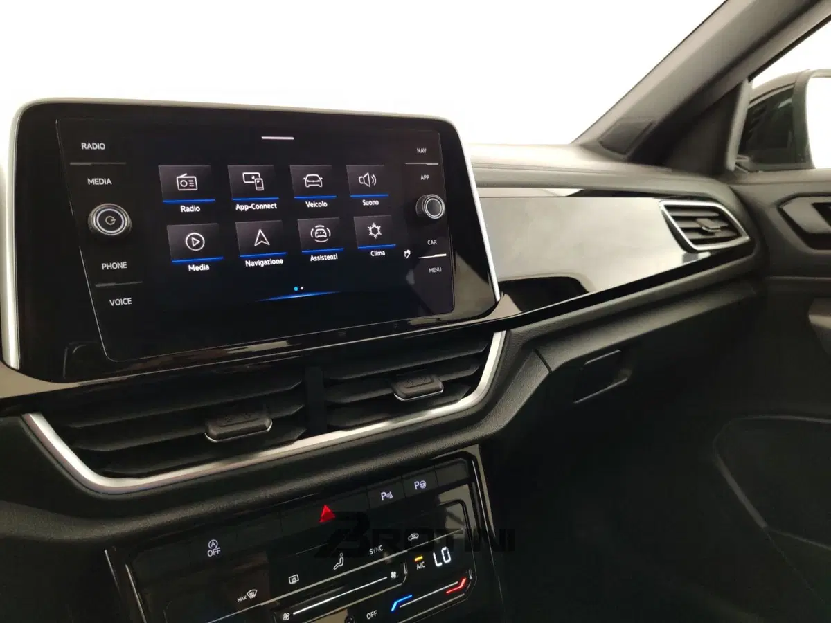 Volkswagen T-Roc usata a Massa-Carrara (13)