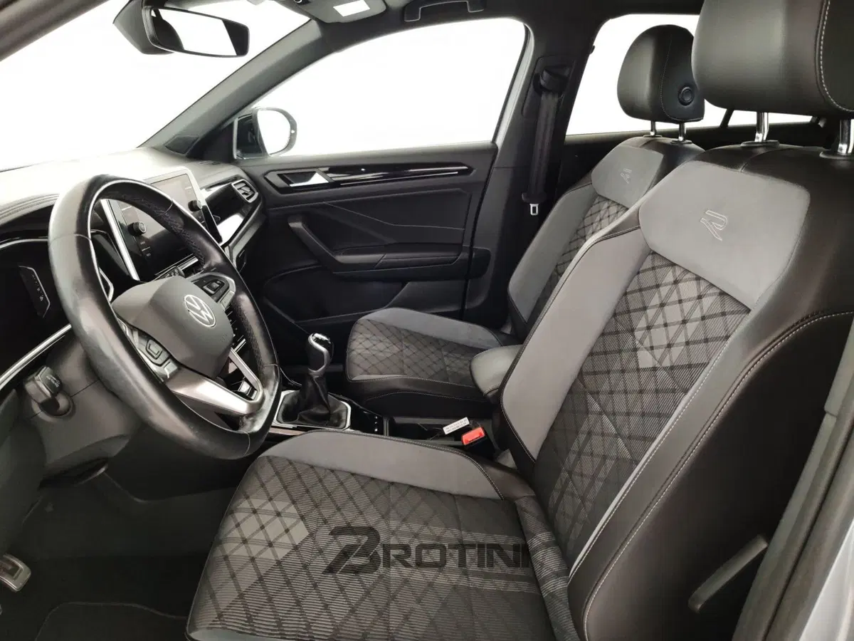 Volkswagen T-Roc usata a Massa-Carrara (7)