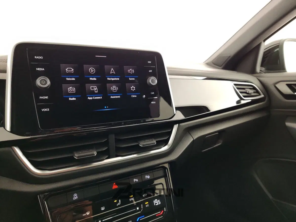 Volkswagen T-Roc usata a Massa-Carrara (11)