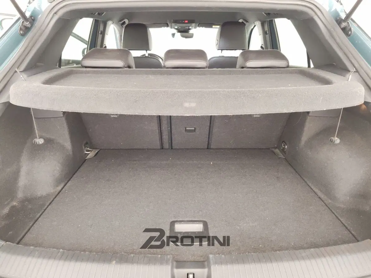 Volkswagen T-Roc usata a Massa-Carrara (15)