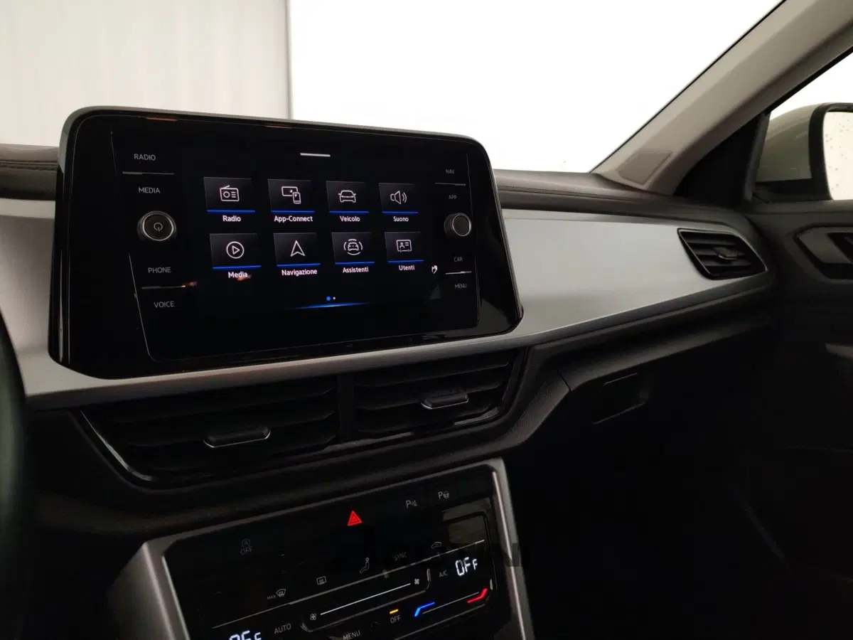 Volkswagen T-Roc usata a Massa-Carrara (11)