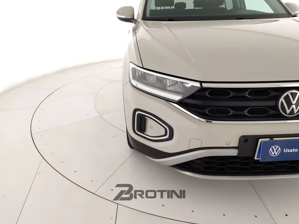 Volkswagen T-Roc usata a Massa-Carrara (5)
