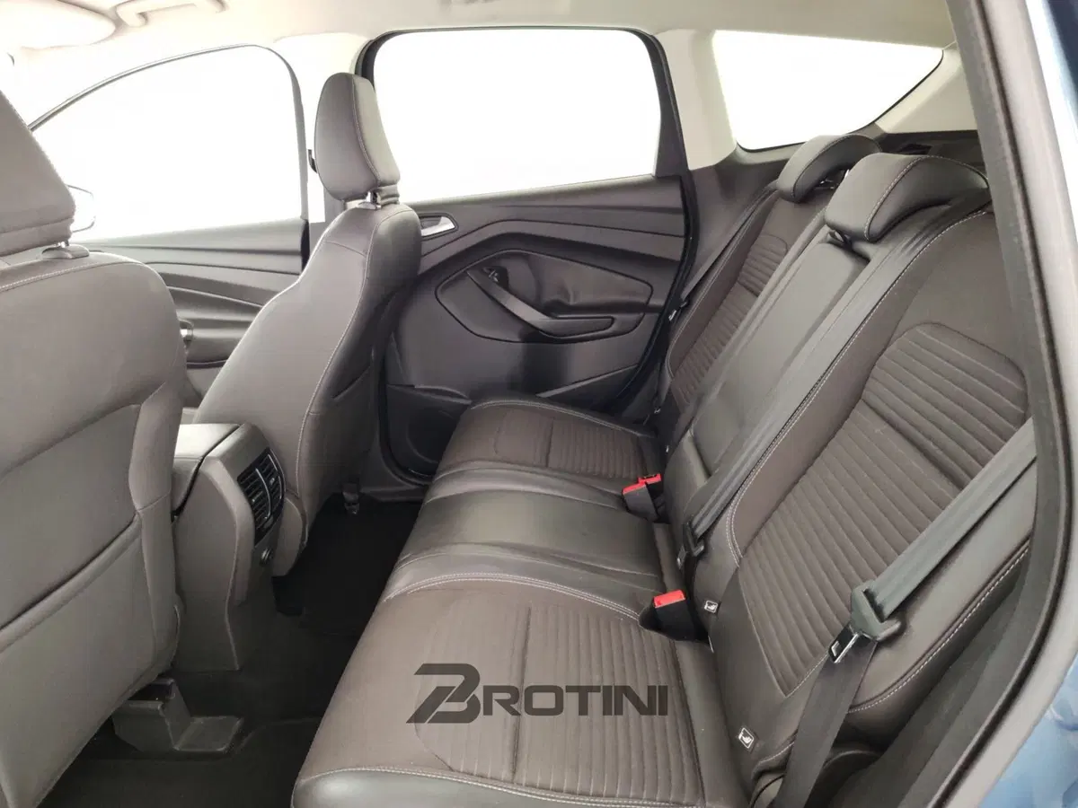 Ford Kuga usata a Massa-Carrara (10)