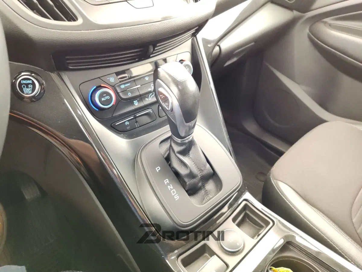 Ford Kuga usata a Massa-Carrara (12)