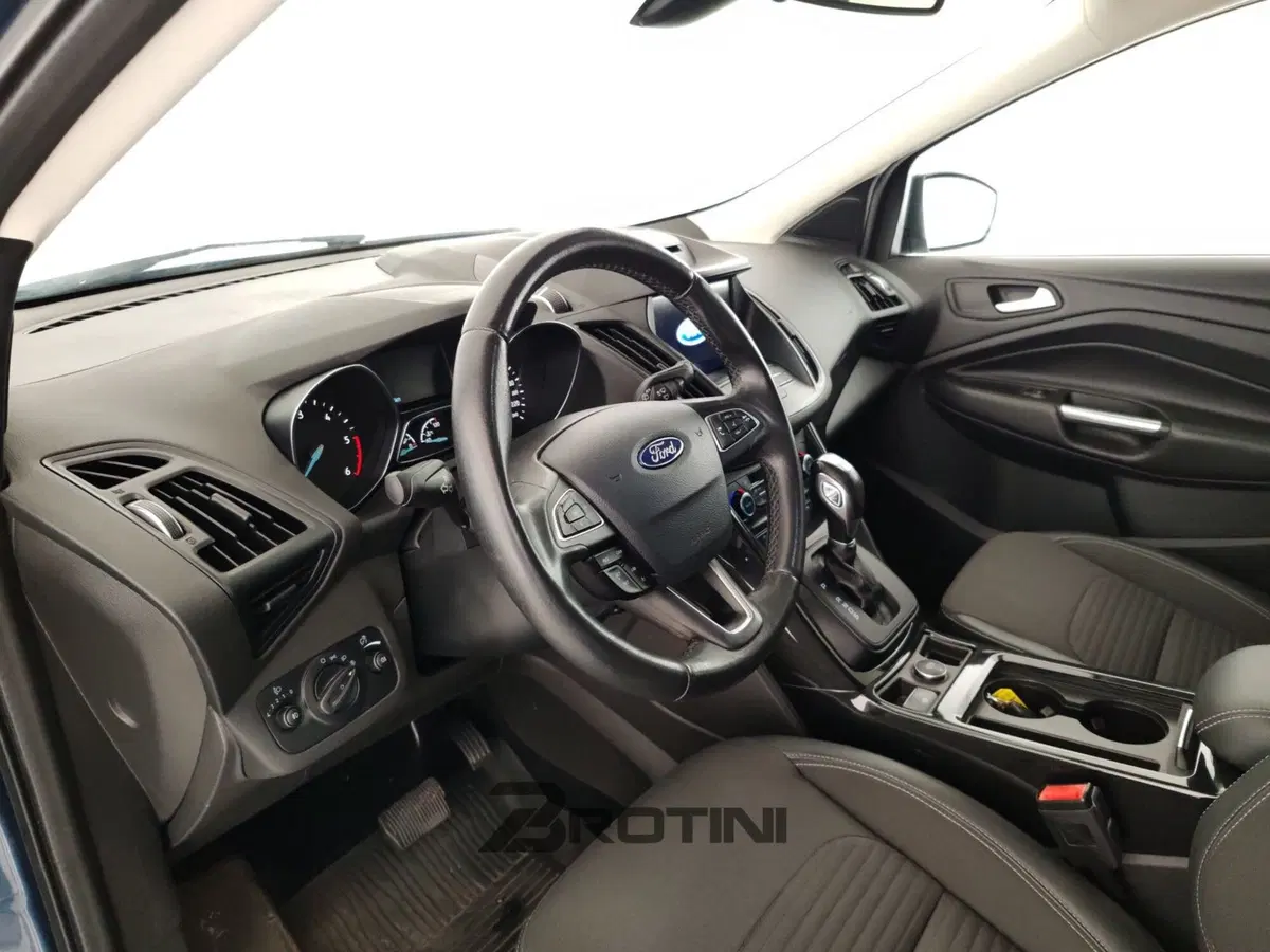 Ford Kuga usata a Massa-Carrara (8)