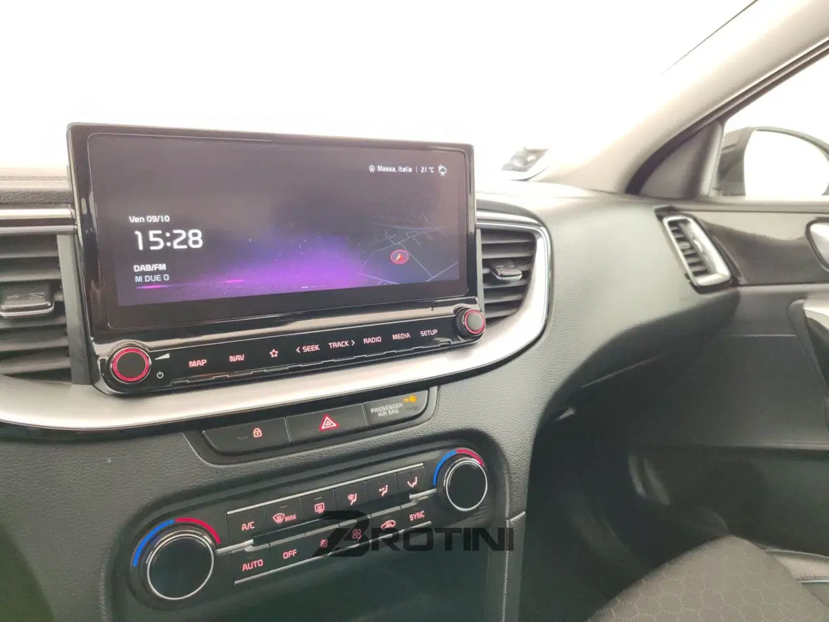 Kia XCeed usata a Massa-Carrara (11)