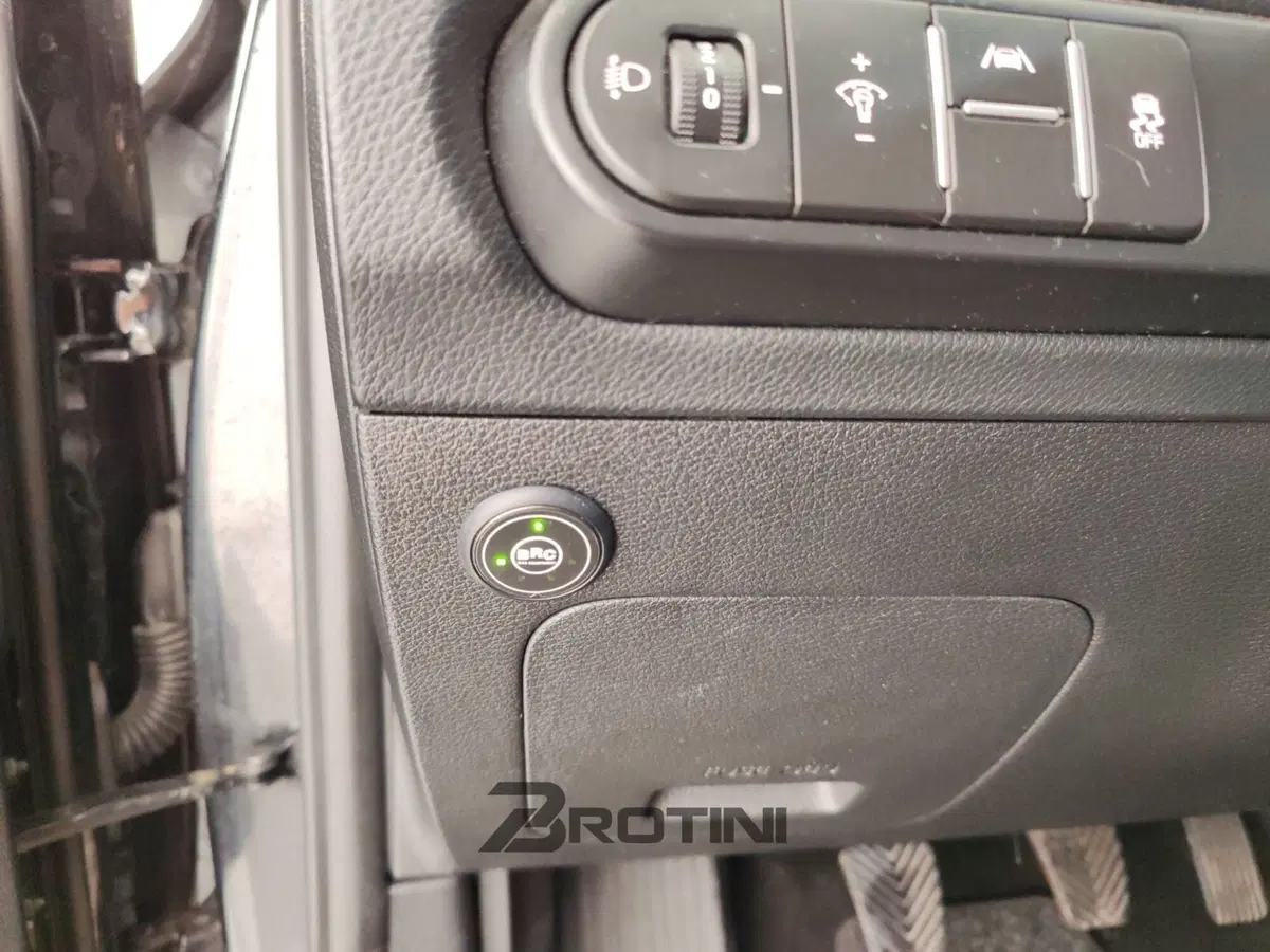 Kia XCeed usata a Massa-Carrara (16)