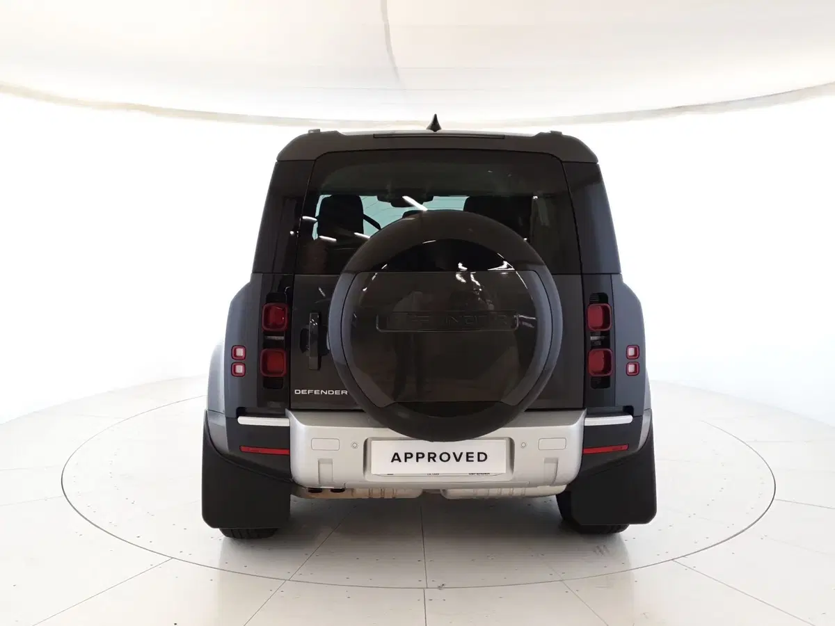 Land Rover Defender usata a Monza e Brianza (7)