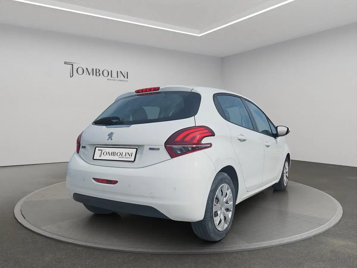 Peugeot 208 usata a Perugia (5)
