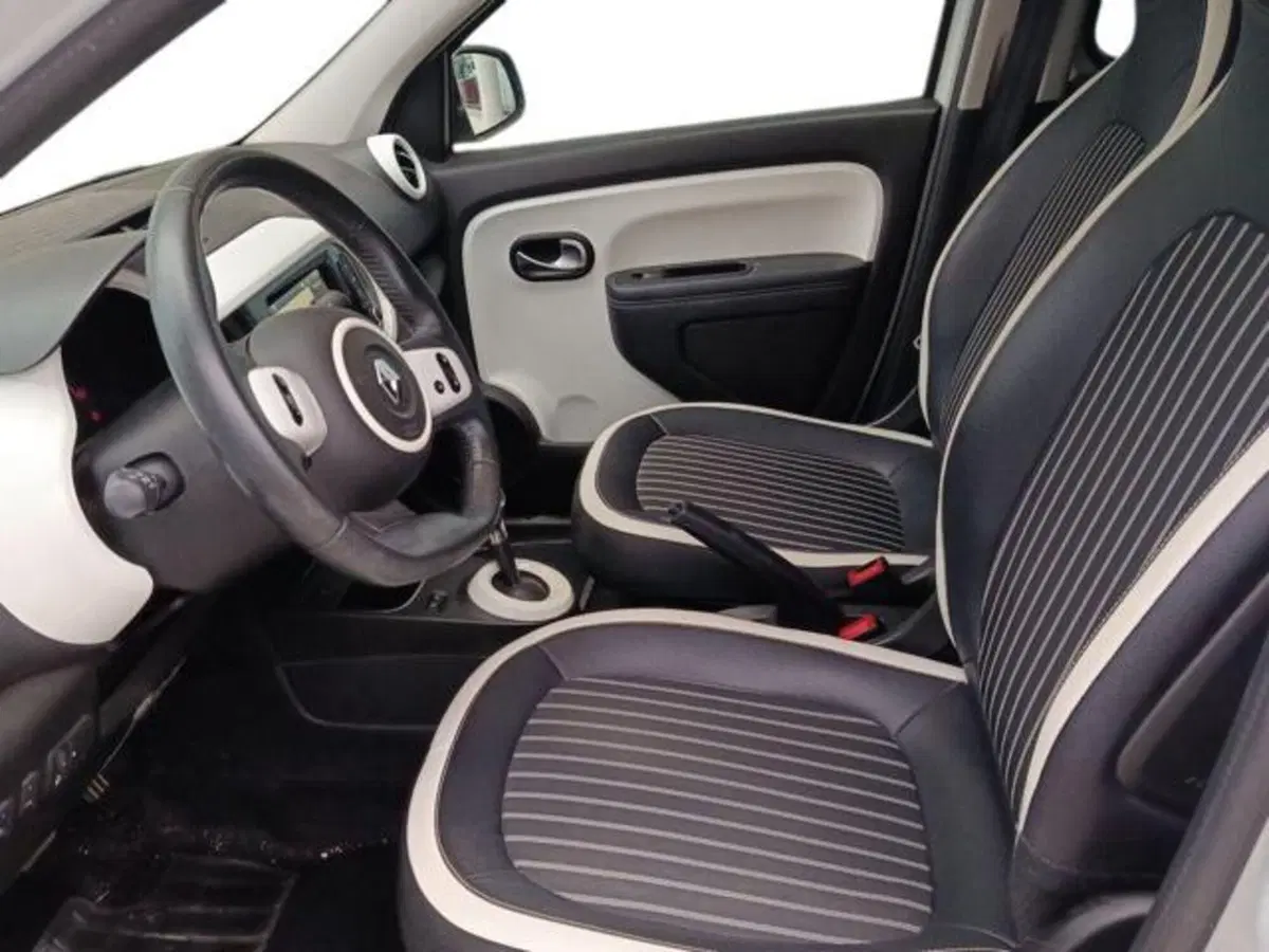 Renault Twingo usata a Sassari (6)