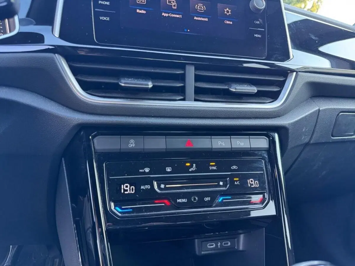 Volkswagen T-Roc usata a Ravenna (14)
