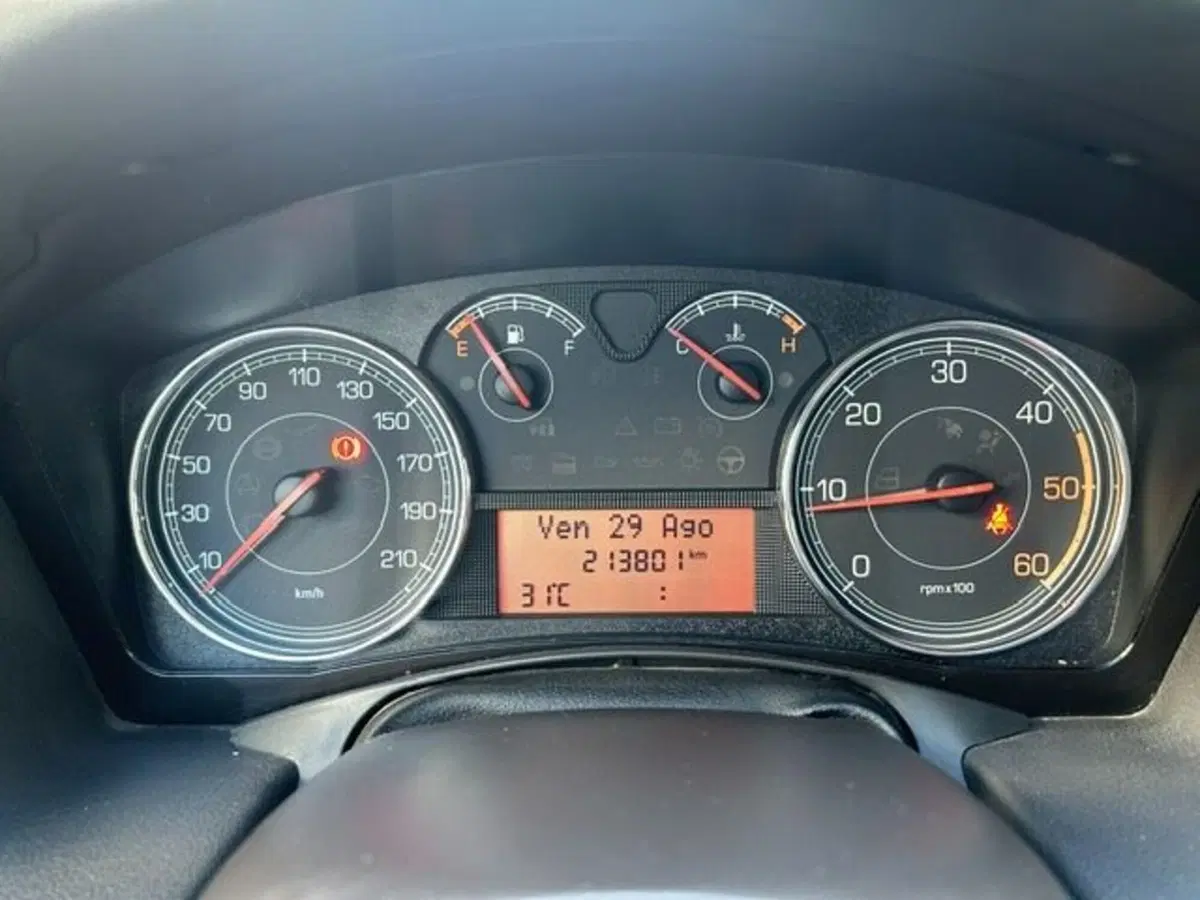 Fiat Croma usata a Cuneo (8)