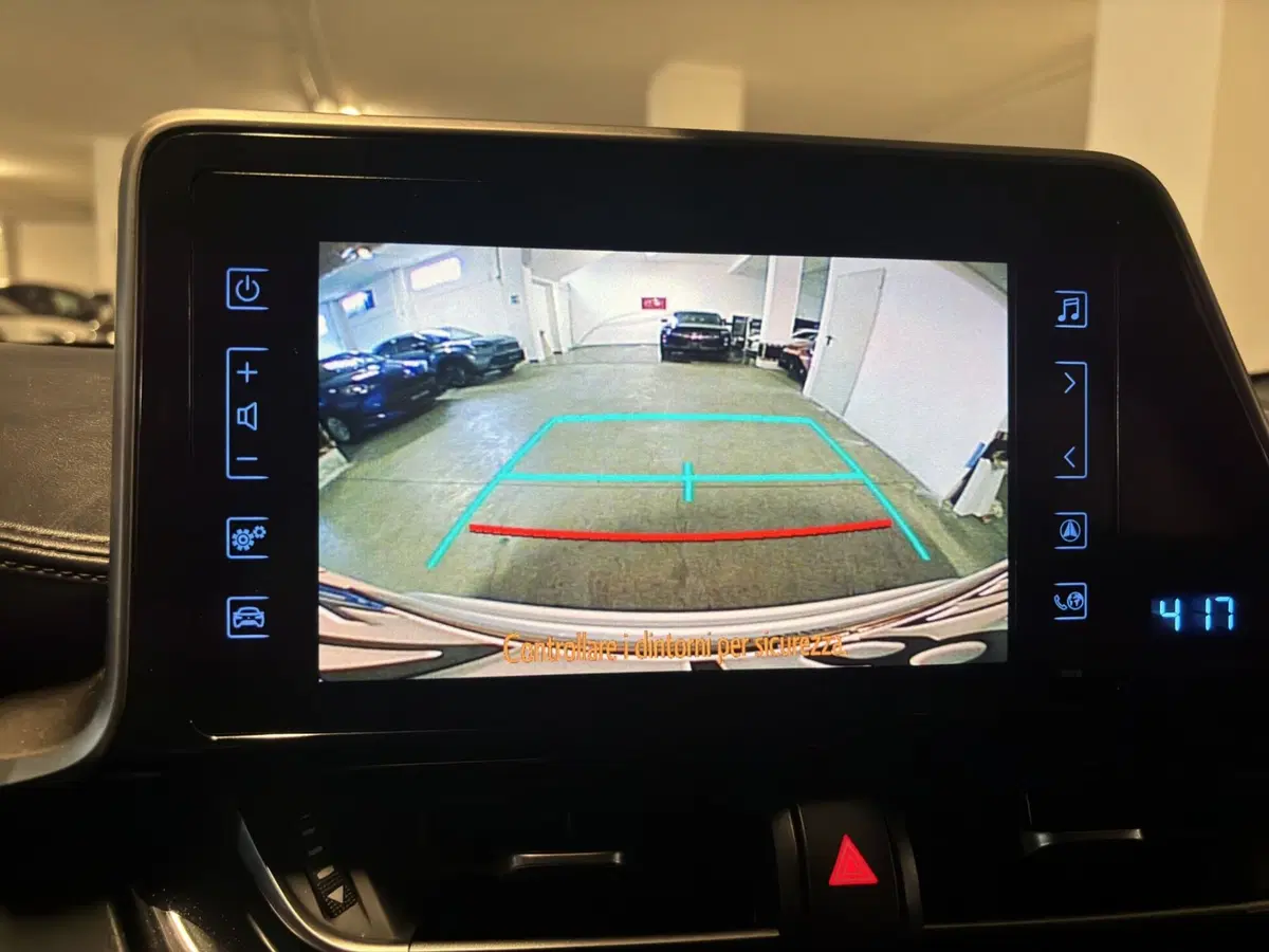 Toyota Toyota C-HR usata a Genova (19)