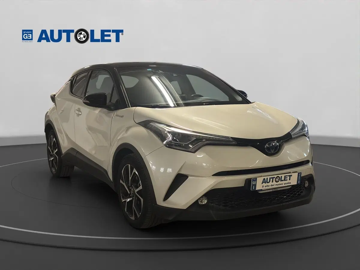 Toyota Toyota C-HR usata a Genova (3)