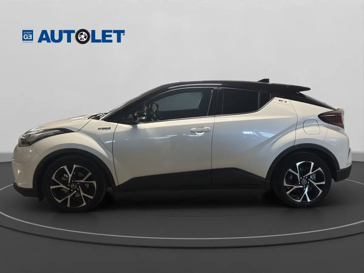 Toyota Toyota C-HR usata a Genova (5)