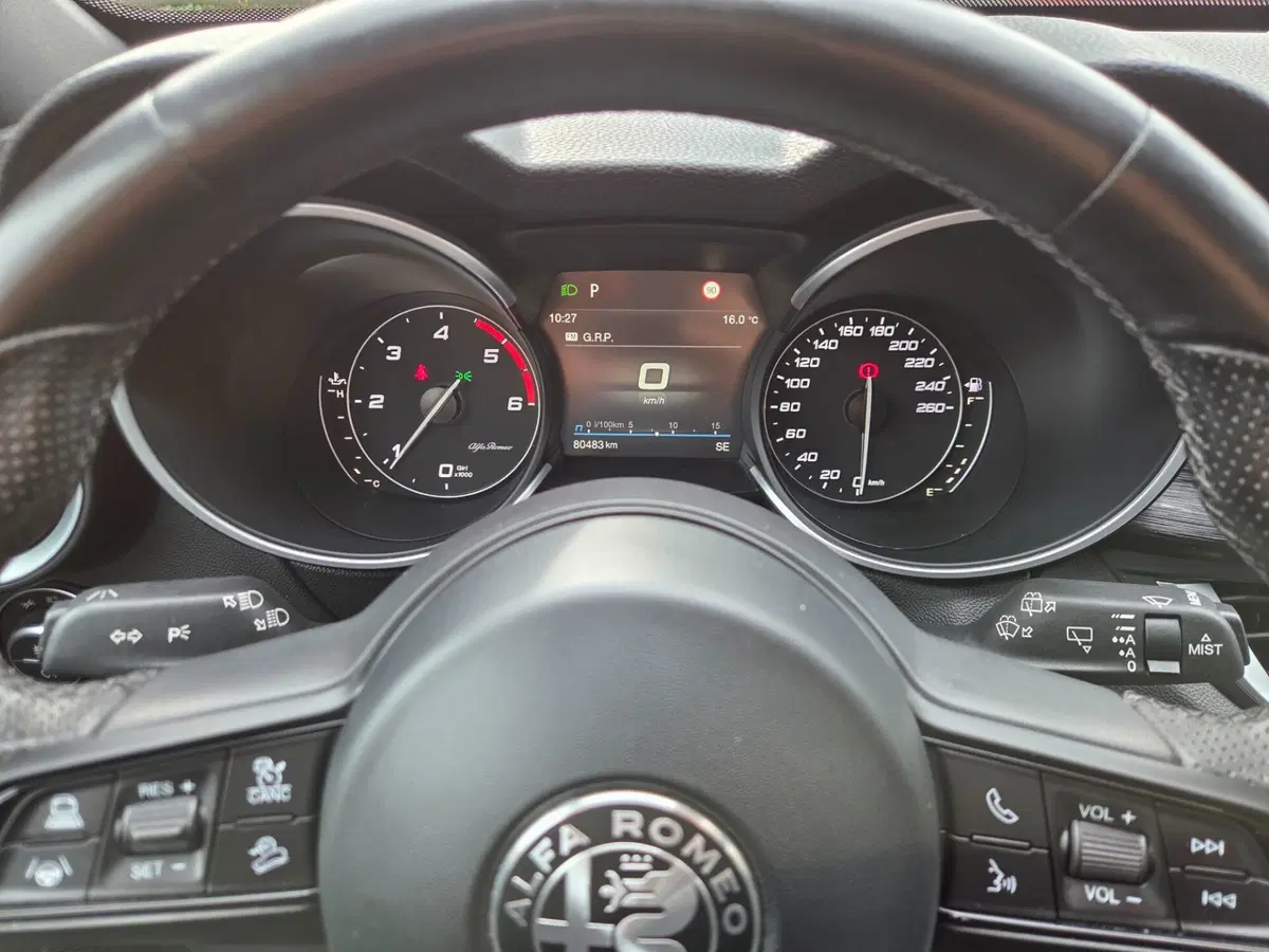 Alfa Romeo Stelvio usata a Torino (11)