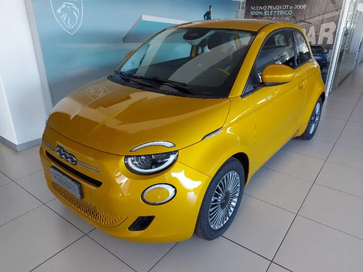 Fiat 500 nuova a Pordenone (3)