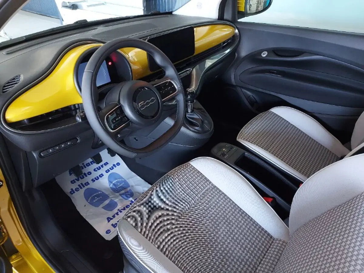 Fiat 500 nuova a Pordenone (7)