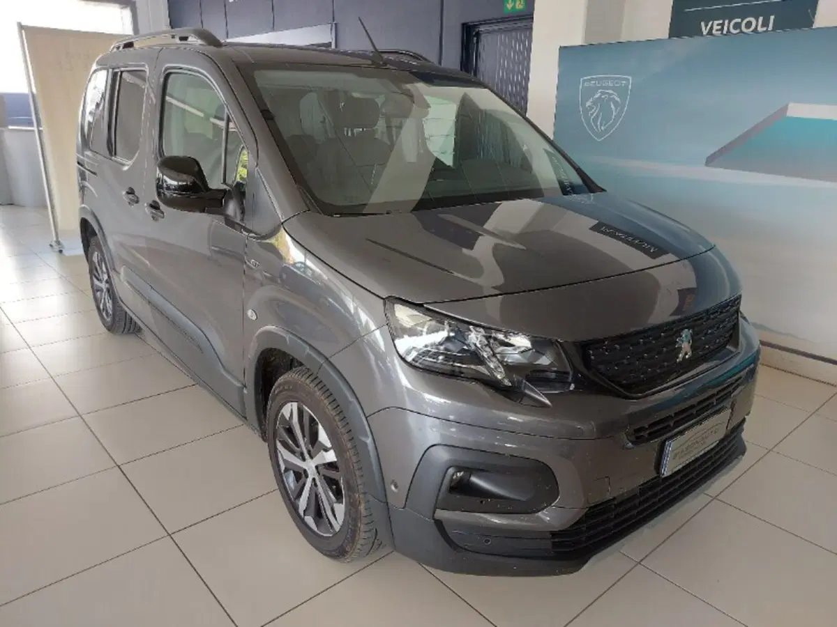 Peugeot Rifter usata a Pordenone