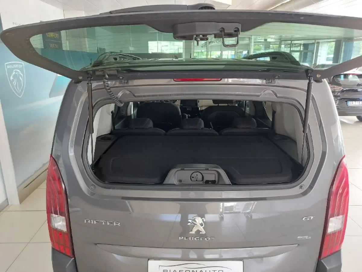 Peugeot Rifter usata a Pordenone (17)