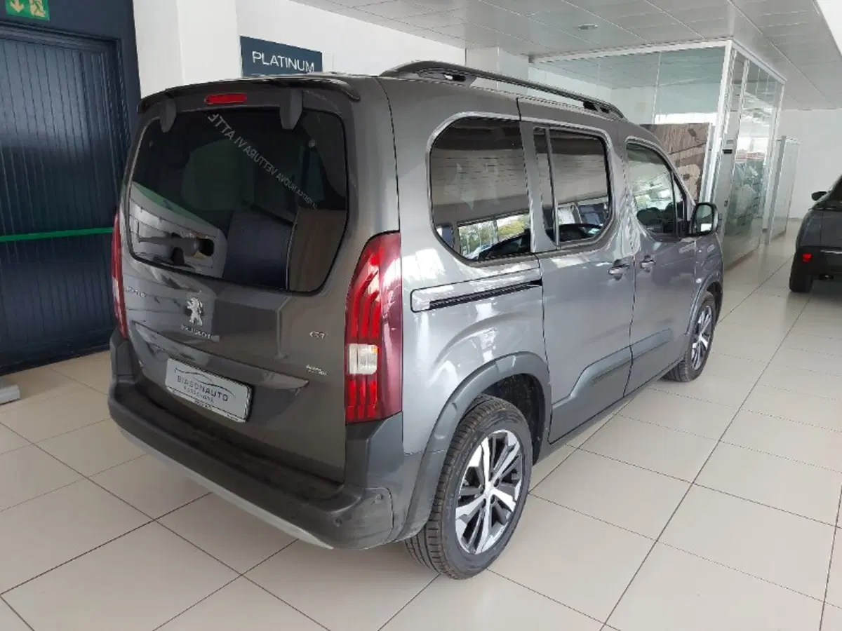 Peugeot Rifter usata a Pordenone (18)