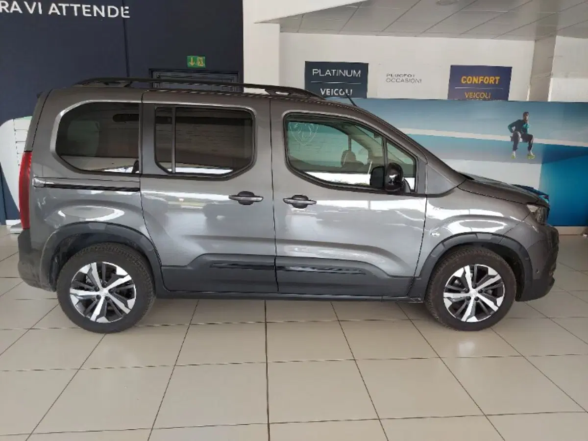 Peugeot Rifter usata a Pordenone (19)