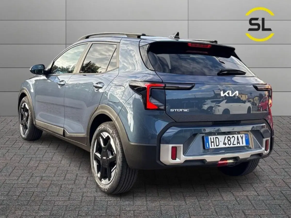Kia Stonic usata a Lecco (4)