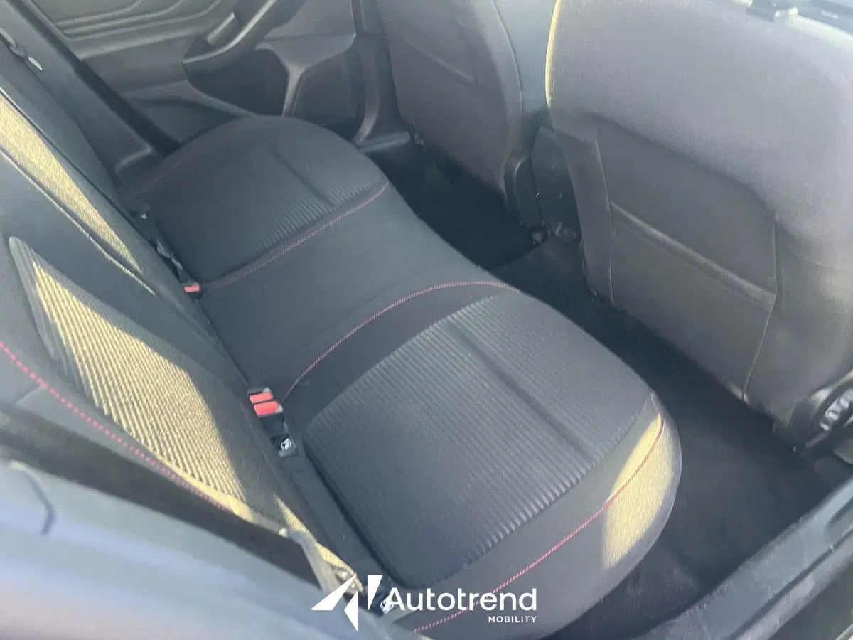 Ford Focus usata a Bari (5)