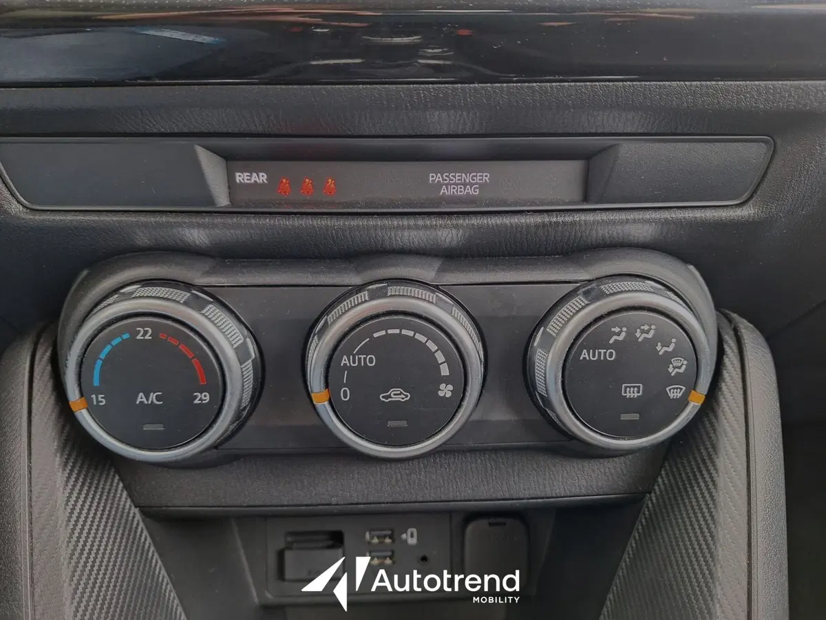 Mazda Mazda2 usata a Bari (12)