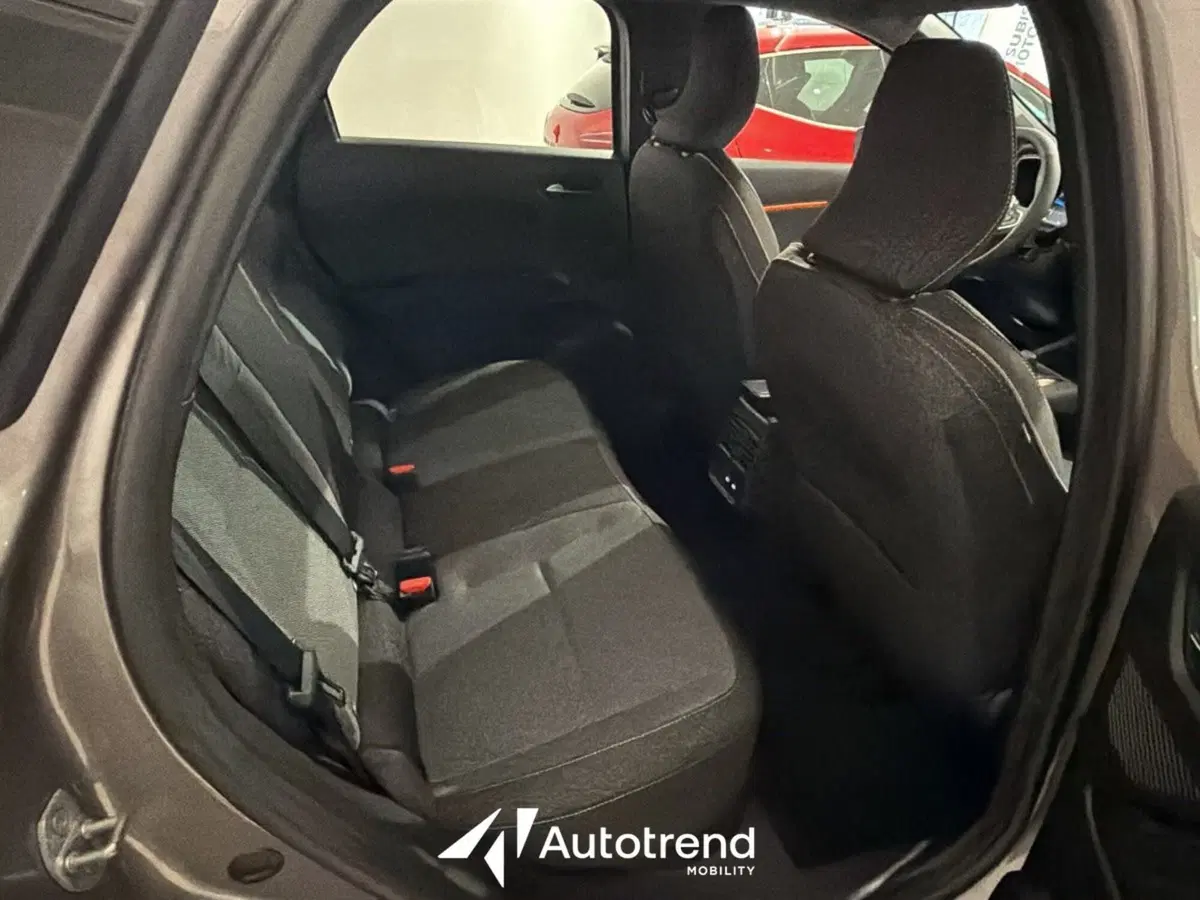 Mitsubishi Grandis nuova a Bari (10)
