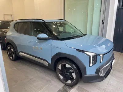 Kia EV2 42,2 kWh Earth del 2026 usata a Castellammare di Stabia