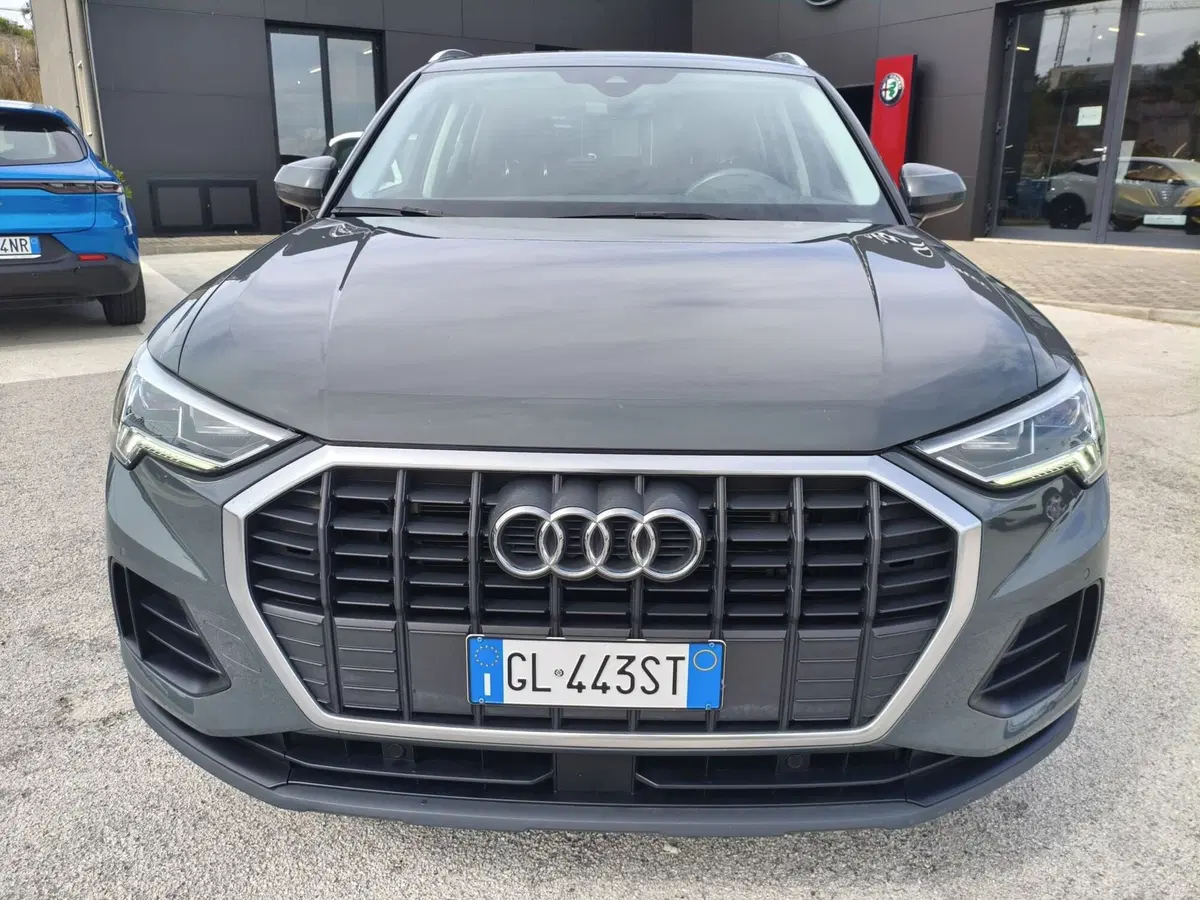 Audi Q3 usata a Matera (8)