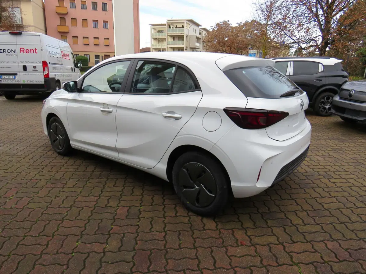 Mg MG3 nuova a Monza e Brianza (5)