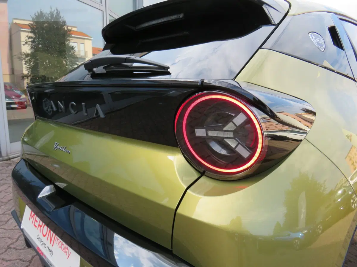 Lancia Ypsilon usata a Monza e Brianza (7)