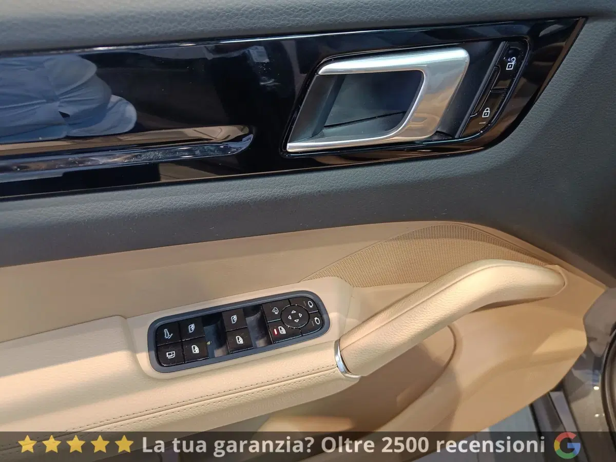 Porsche Cayenne usata a Pistoia (18)