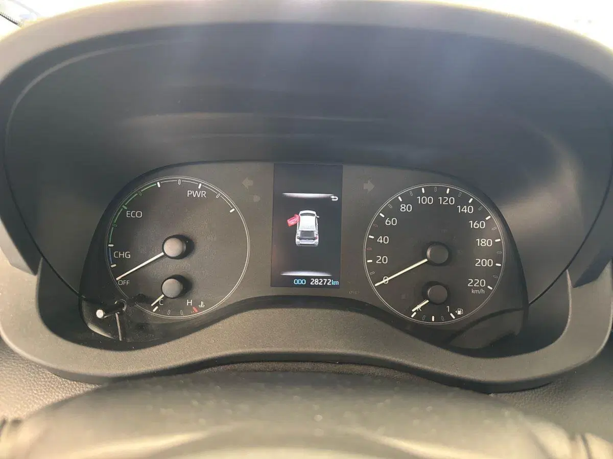Toyota Yaris Cross usata a Prato (15)