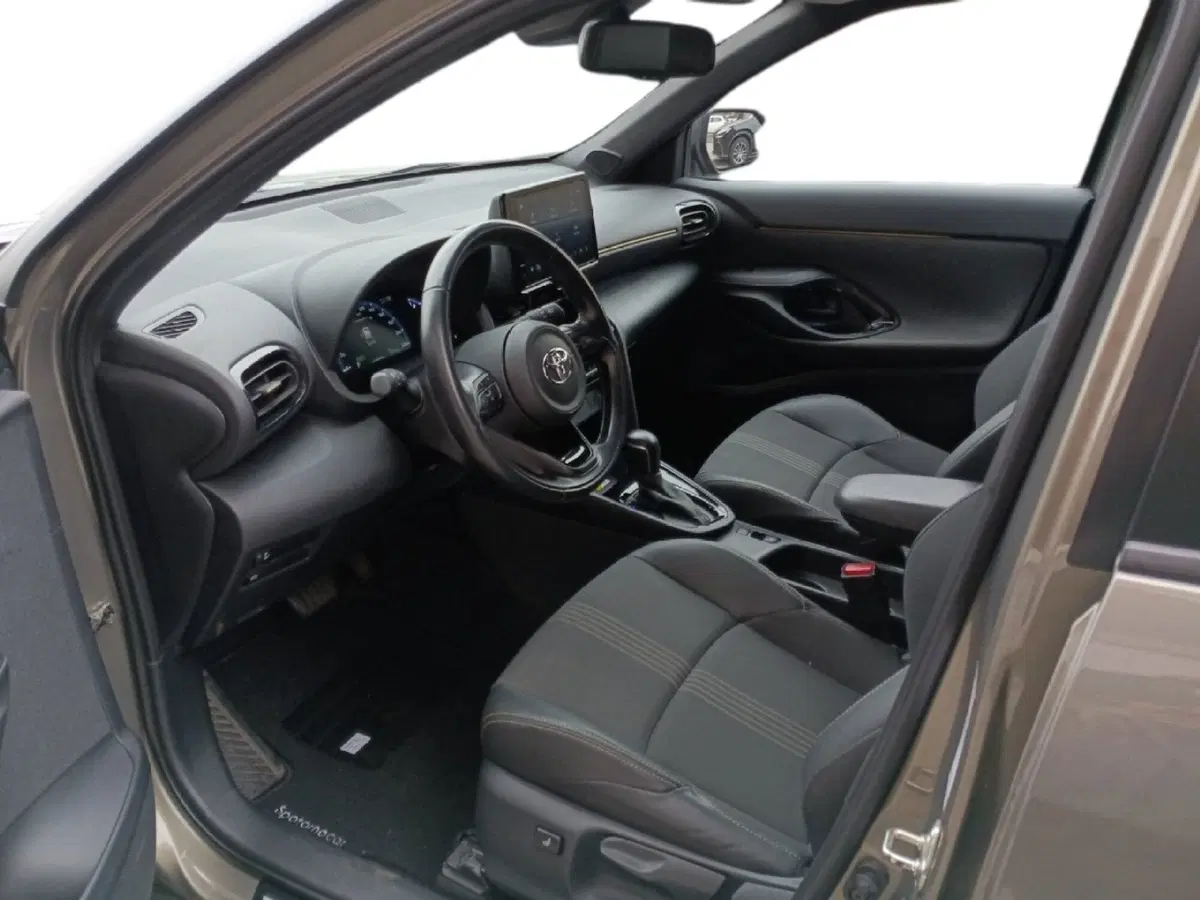Toyota Yaris Cross usata a Milano (16)