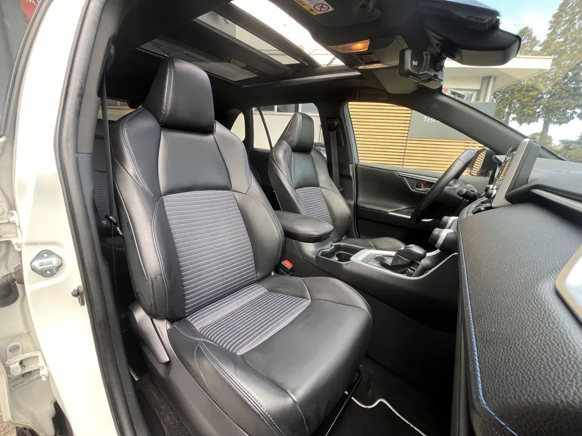 Toyota Rav4 usata a Modena (11)