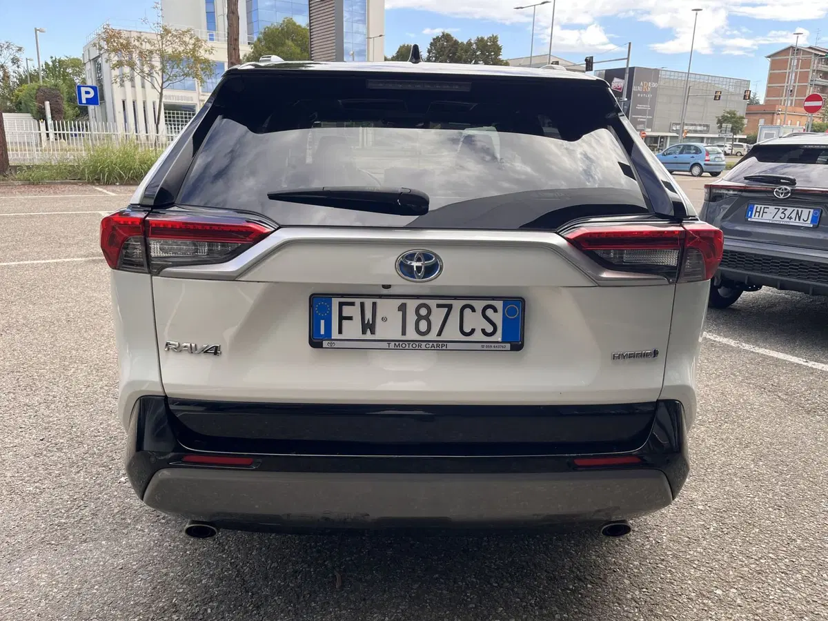 Toyota Rav4 usata a Modena (3)