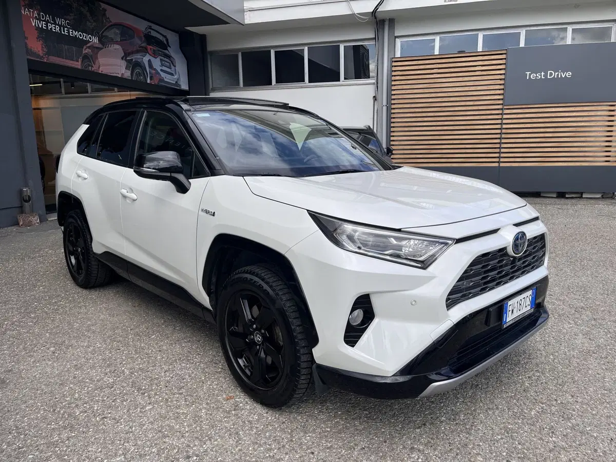 Toyota Rav4 usata a Modena (5)
